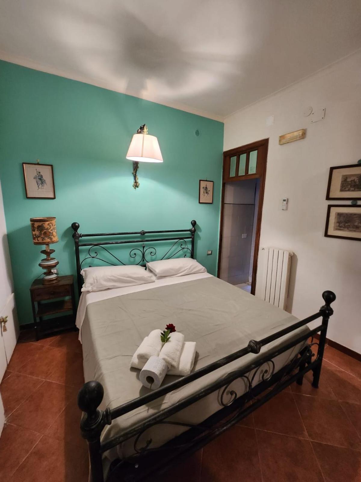 La Nobildonna Locazione Breve Alloggio in famiglia Napoli